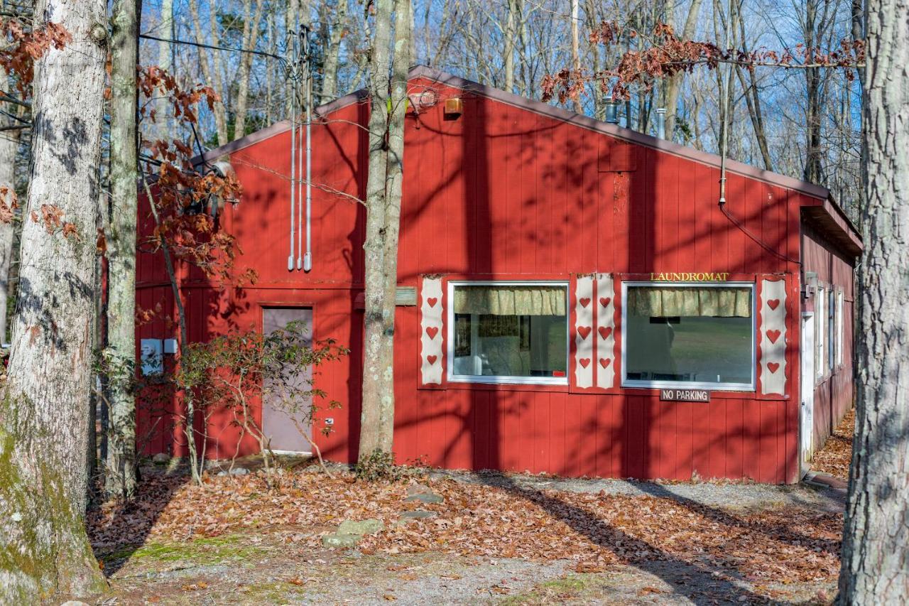 Crown Resorts At The Poconos Drums Exteriör bild